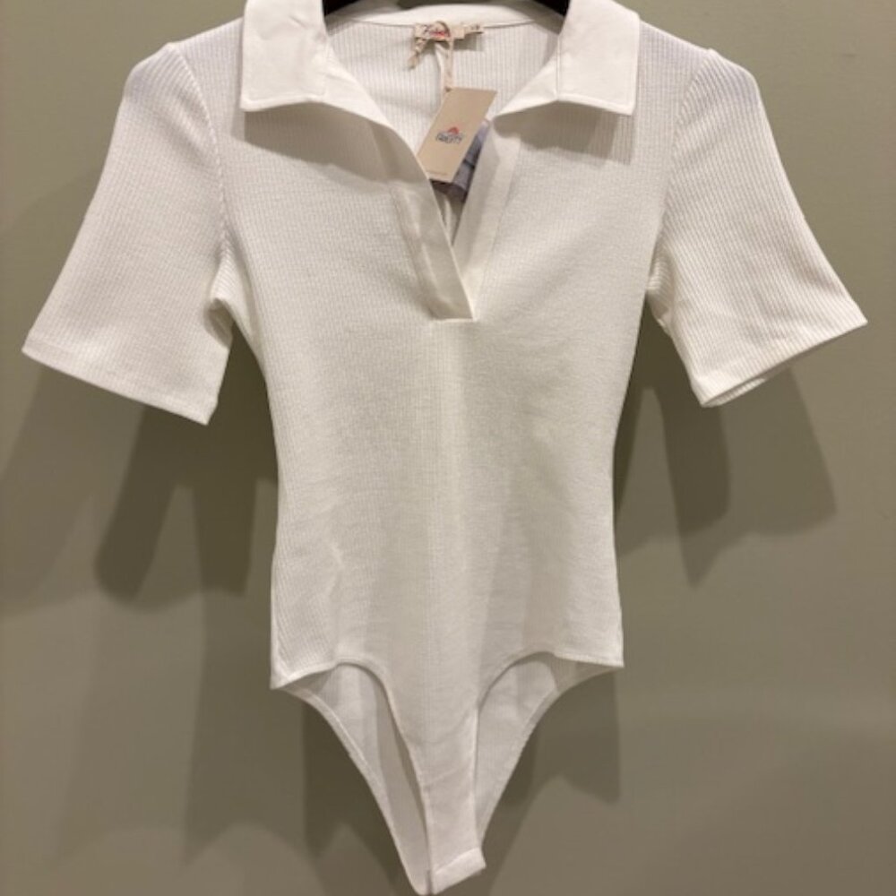 NWT Faherty Egret Rib Henley White Bodysuit - Size S